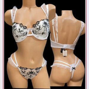 Victoria’s Secret Designer Collection Set Dream Angels Balconet  bra thong panty